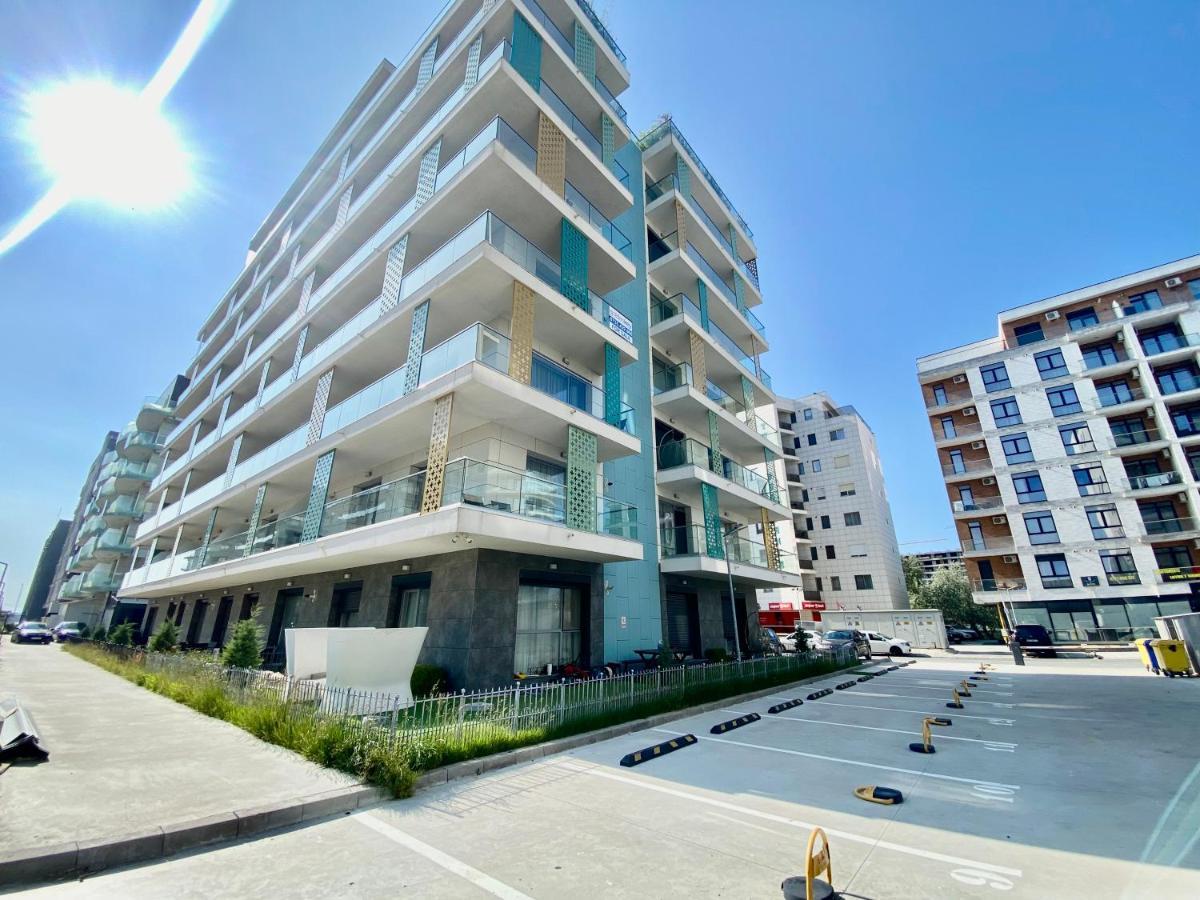 Valy Apartments Summerland Mamaia Exterior photo